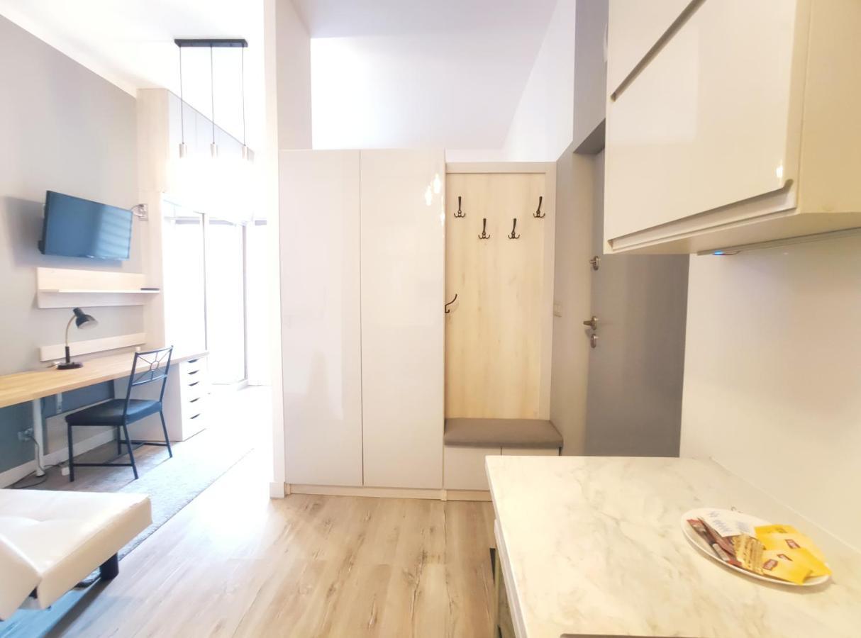 Apartment Starowislna 43 *