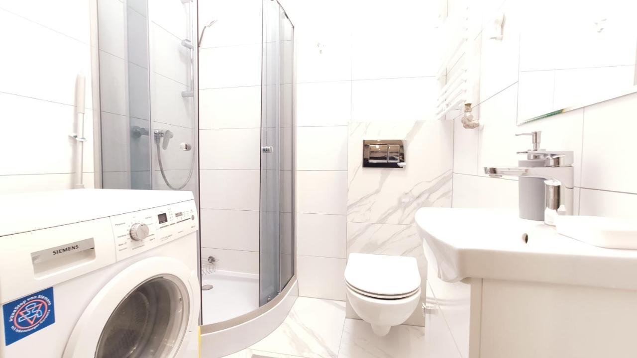 Apartment Starowislna 43 *